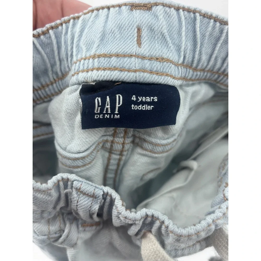 GAP Denim Toddler Boys Light Wash Frayed Hem Elastic‎ Waist Shorts 4 Years